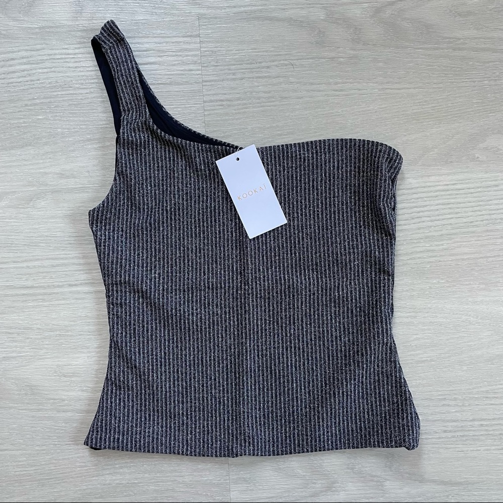 KOOKAI One Strap Top